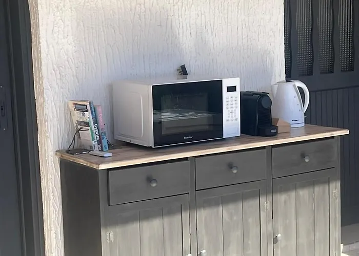 Leda - The Guest Wing Paphos